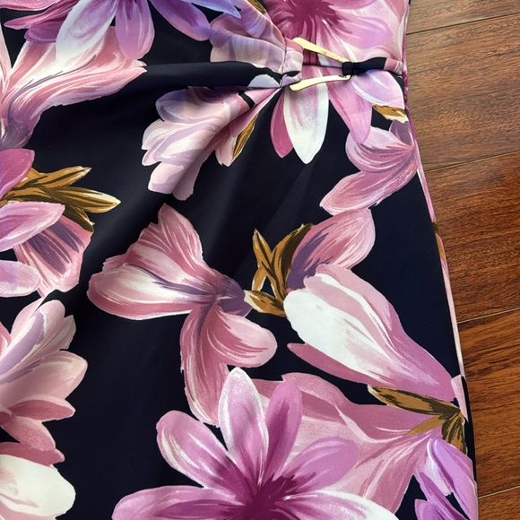 Elegant sexy navy blue dress with purple flowers - Picture 3 of 4